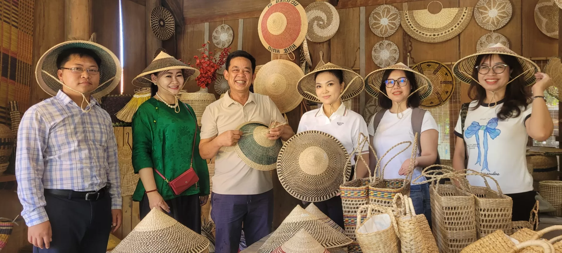 Hành Trình Vicee Khảo Sát Và Làm Việc Tại Ninh Bình: Kết Nối Di Sản – Mở Ra Cơ Hội Hợp Tác